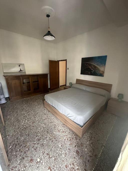 Metro C - Centocelle Ampio Appartamento Con Tre Camere Da Letto Rome Bagian luar foto